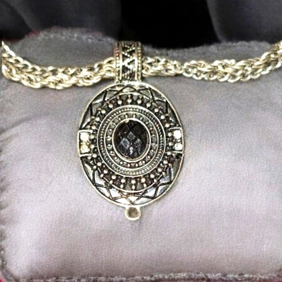 Pendant Necklace signed 1945 silver tone - Picture 1 of 3